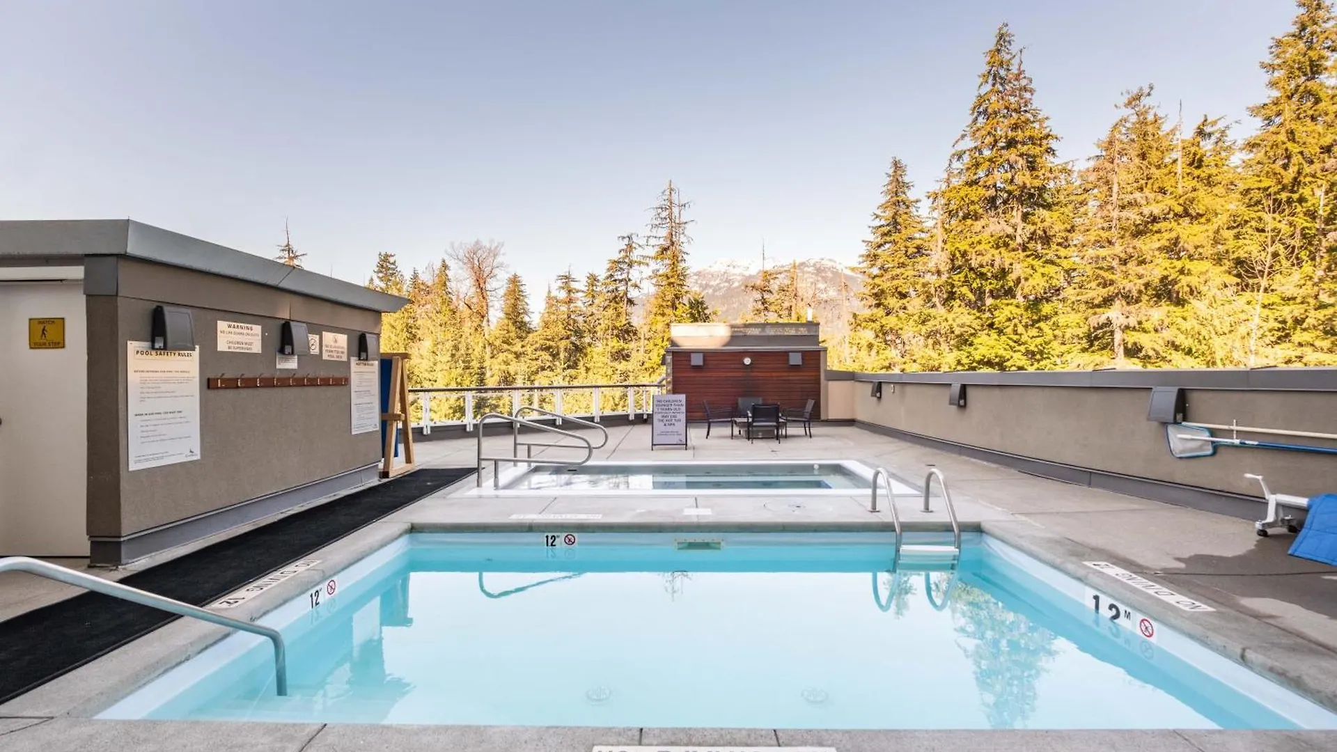 Appartement Le Chamois By Outpost Whistler Canada